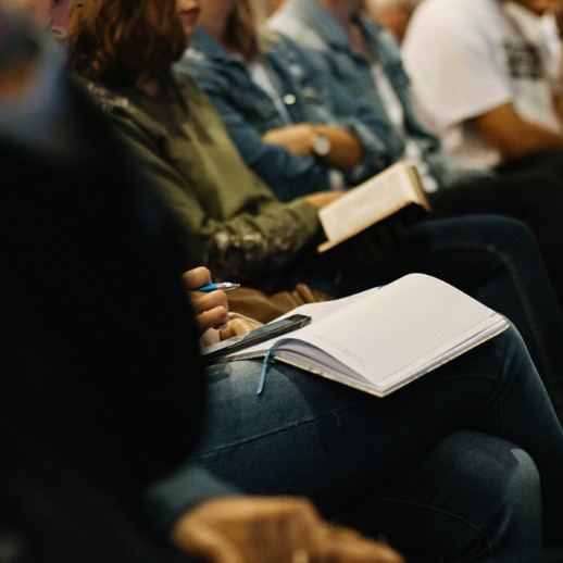 An investigation of the lived experiences of university students who identify with or have been diagnosed with autism spectrum disorder (ASD)